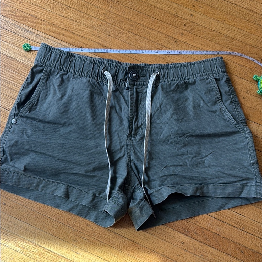 Vuori Ripstop shorts
